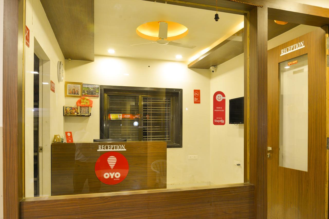 Hotel Midtown Inn Nashik Exteriör bild